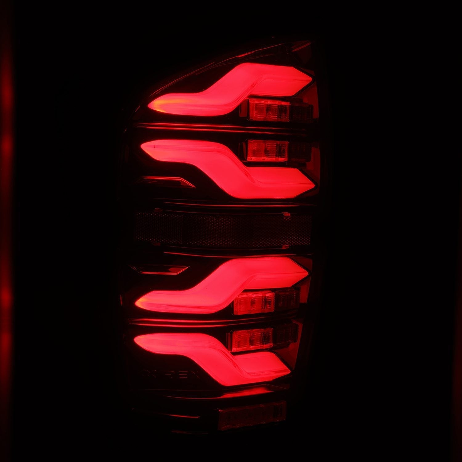 16-23 Toyota Tacoma LUXX-Series LED Tail Lights Black-Red | AlphaRex