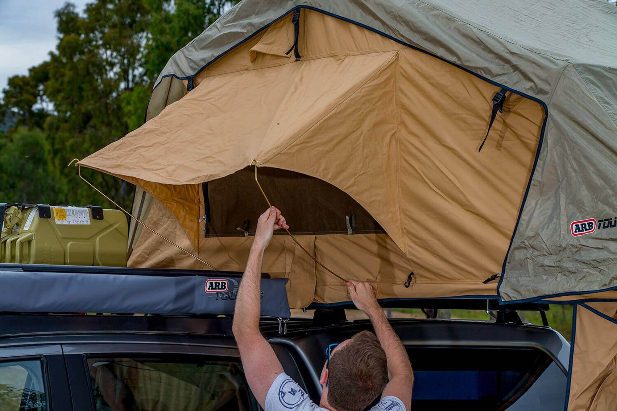 ARB Simpson 3 Rooftop Tent With Annex 803804