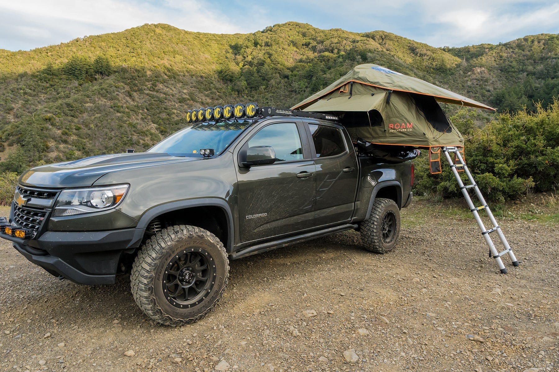 The Vegabond Lite Rooftop Tent