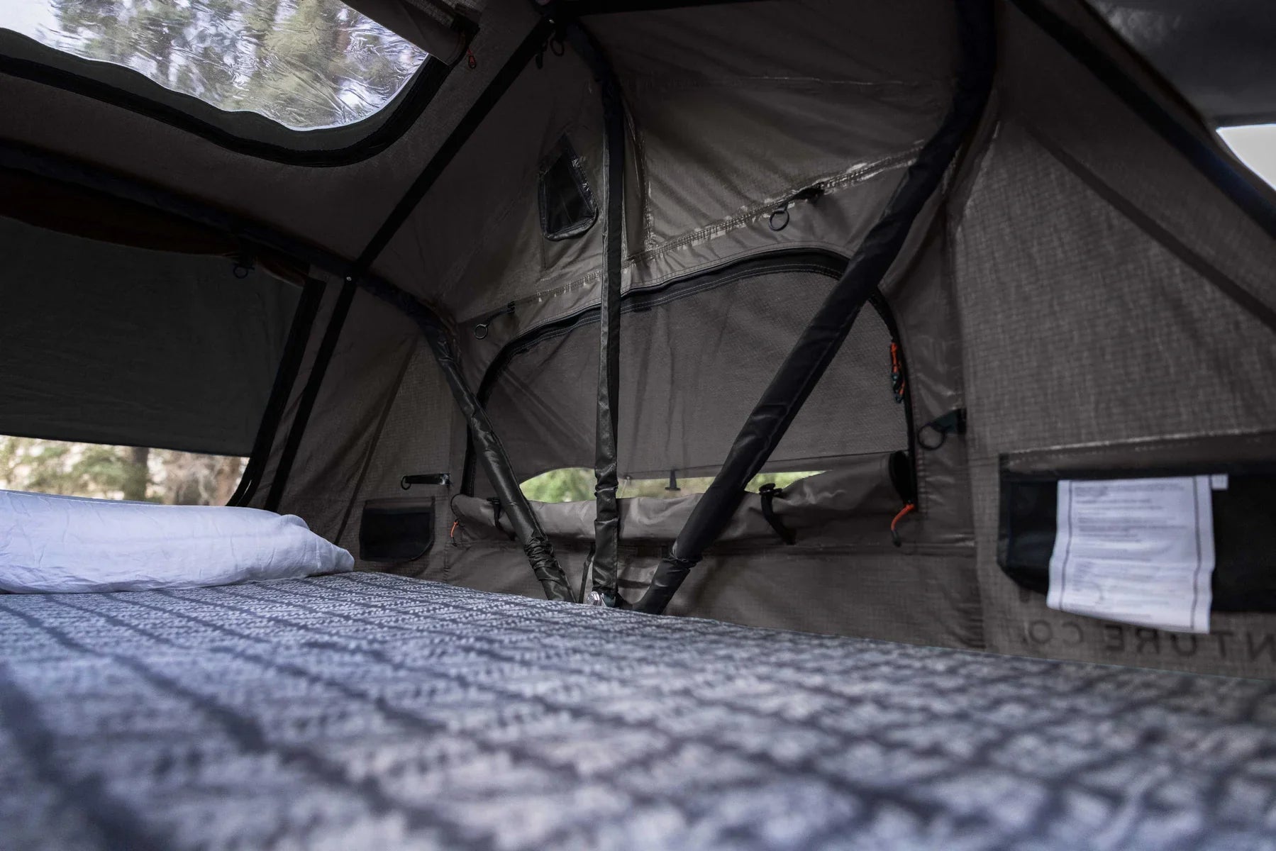 The Vegabond Lite Rooftop Tent