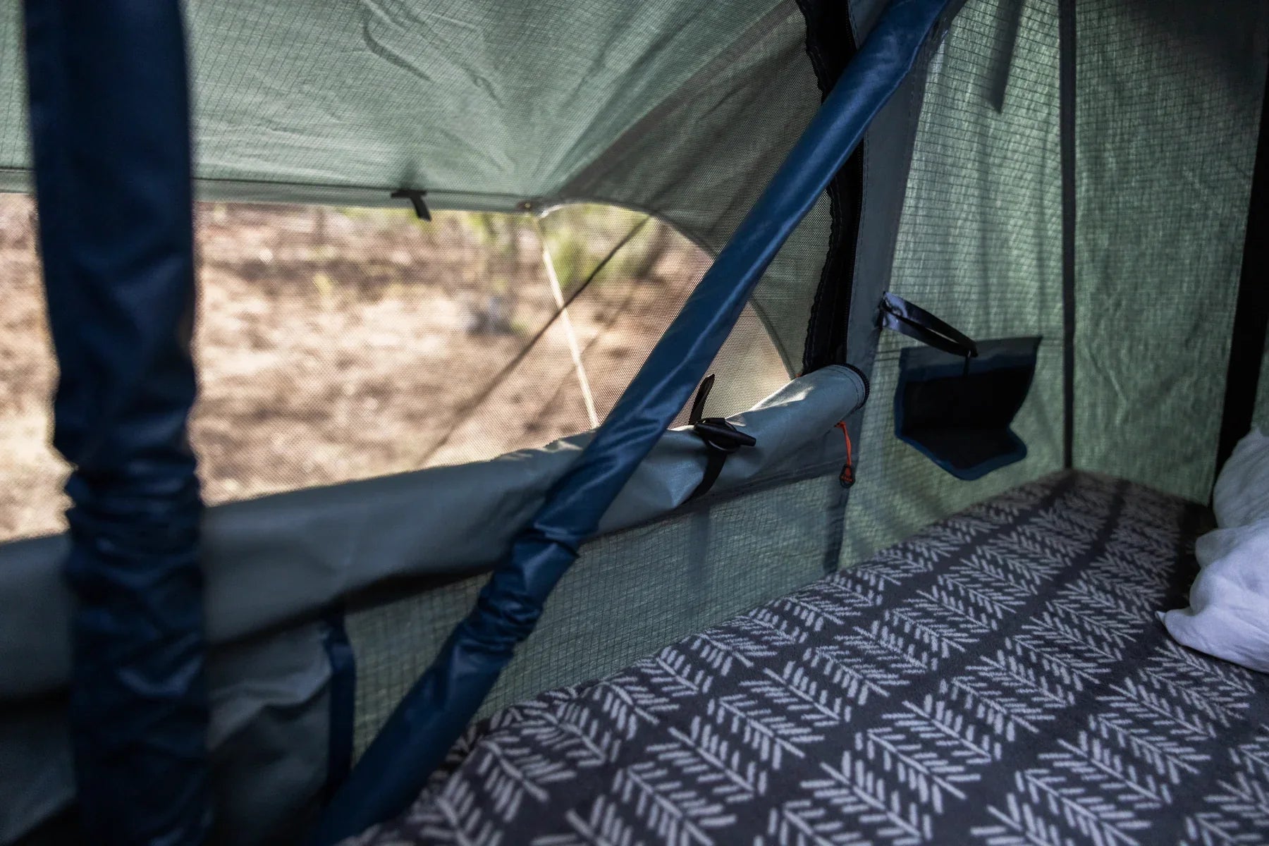 The Vegabond Lite Rooftop Tent