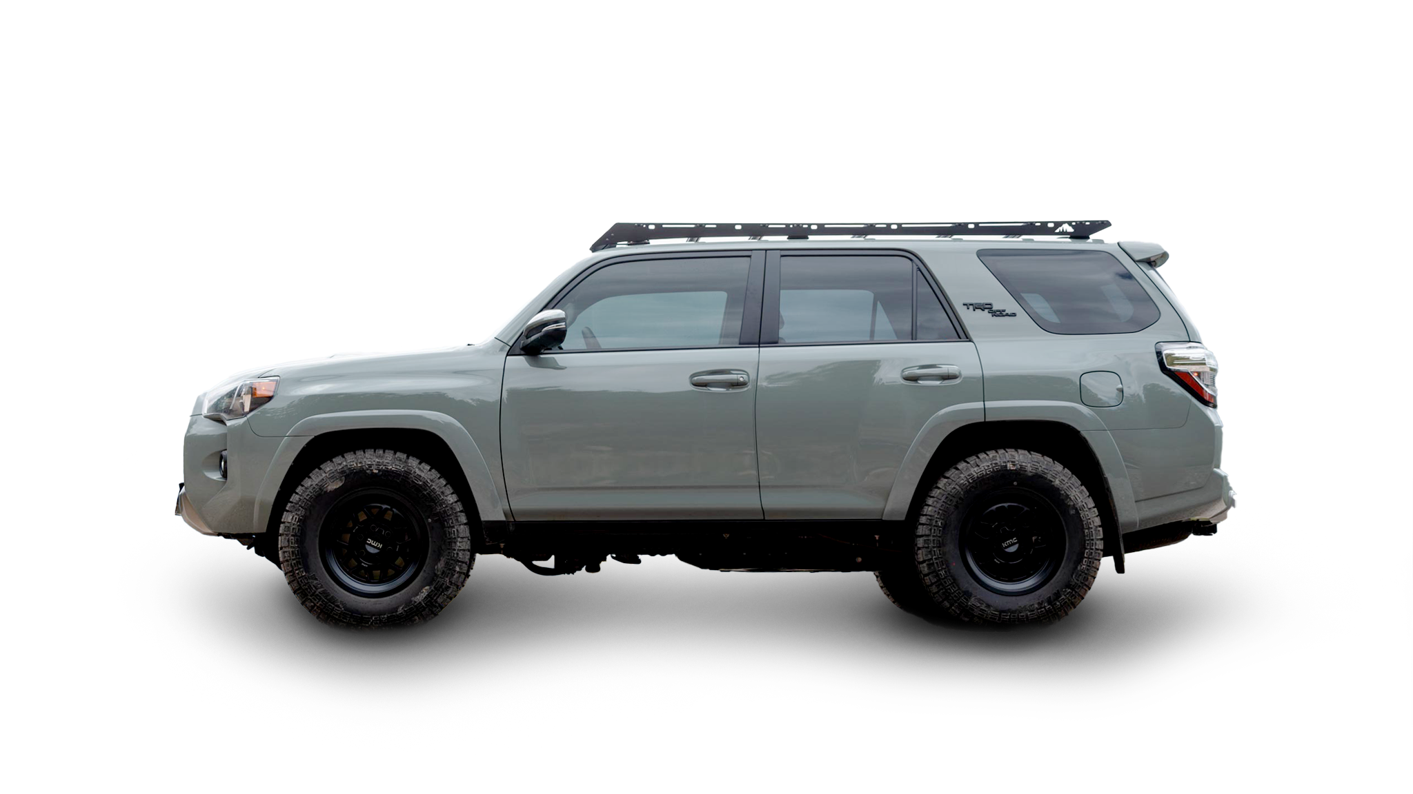 5th gen4Runner with Sherpa Crestone Sport roof rack and a white background