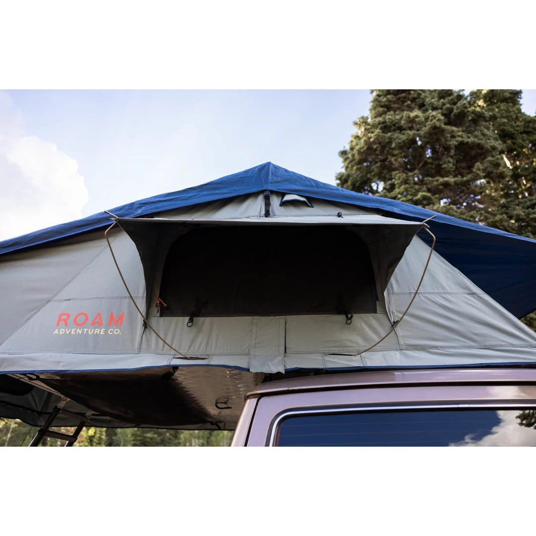 vegabond xl rooftop tent in blue front window view